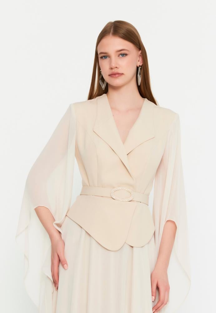 فستان سهرة طويل من الشيفون