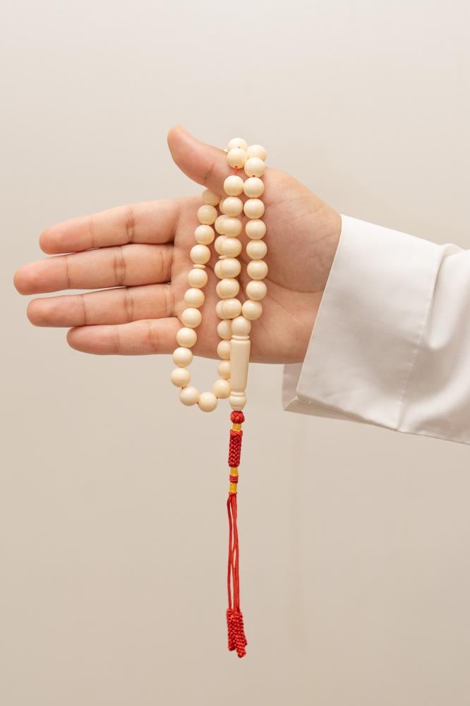 مسباح نور  بكلايت كريمي كركوشة حمرا