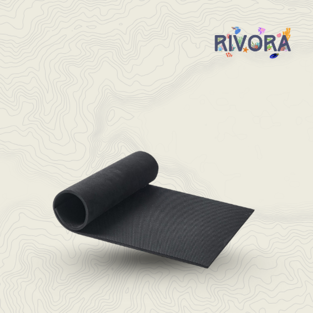 لباد أسود للأحواض