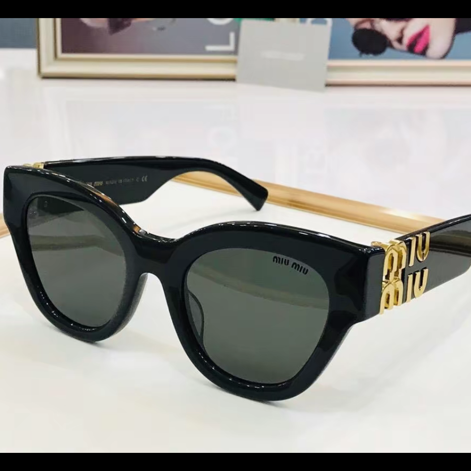 نظارةMiu miu ماستر كواليتي
