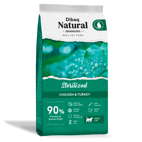 Dibag Natural Moments - Dry Food for Sterilized and Adult Cats with Chicken 2 kg