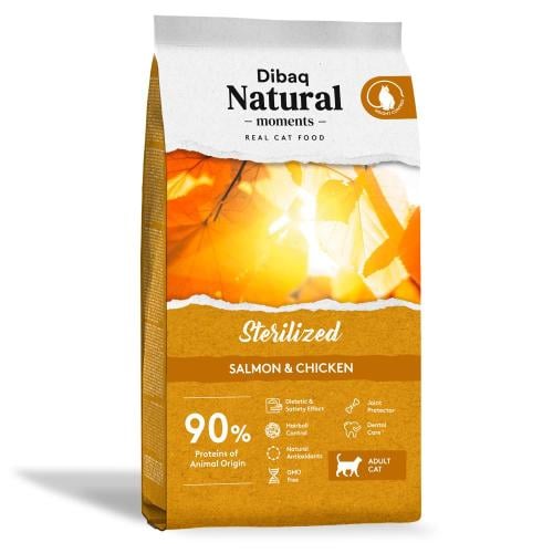 Dibag Natural Moments - Dry Food for Sterilized and Adult Cats with Chicken and Salmon