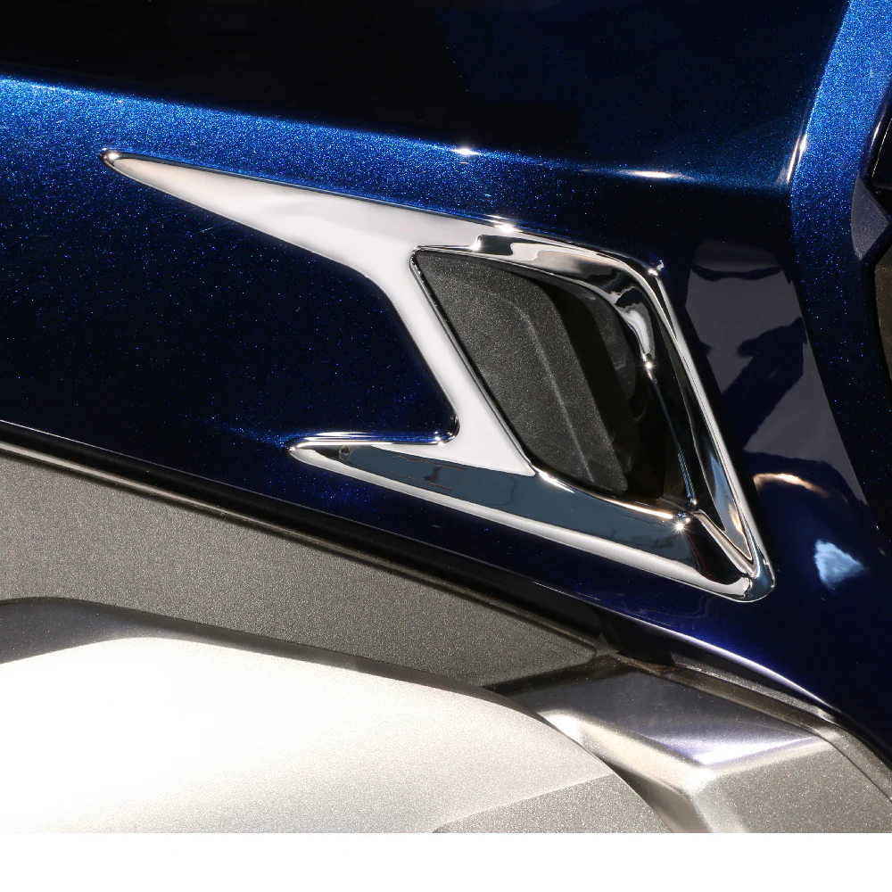 SIDE PANEL VENT TRIM KIT كرومات فتحات تحت الرديف 18-24