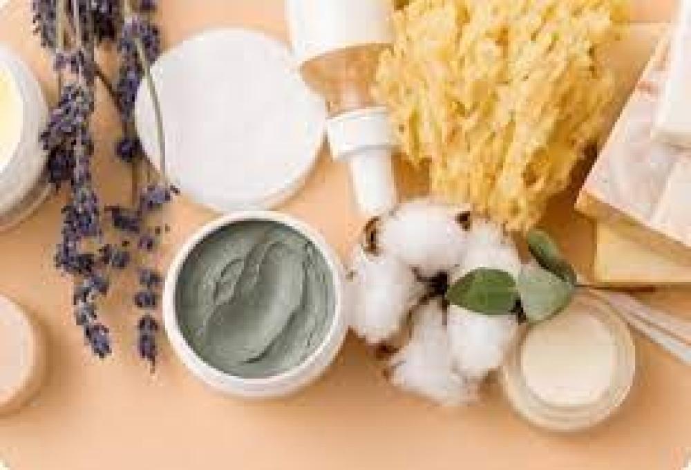 العناية بالبشرة في المنزل: دليل شامل لتحقيق بشرة صحية