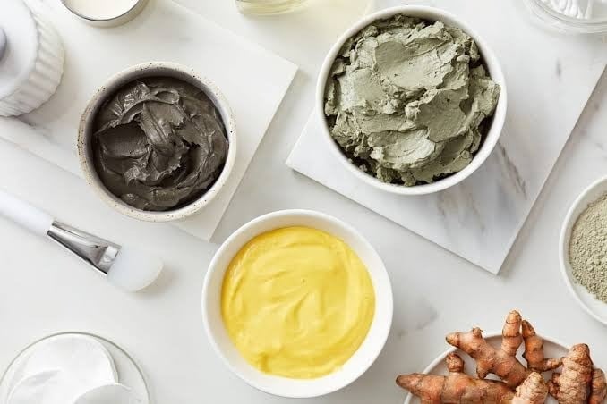 فوائد الطين للبشرة: سر الجمال الطبيعي لتنقية البشرة وتجديدها