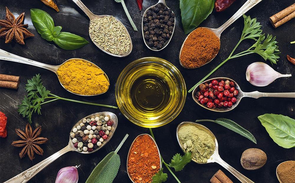 أعشاب الشتاء: درعك الطبيعي في مواجهة البرد والإنفلونزا