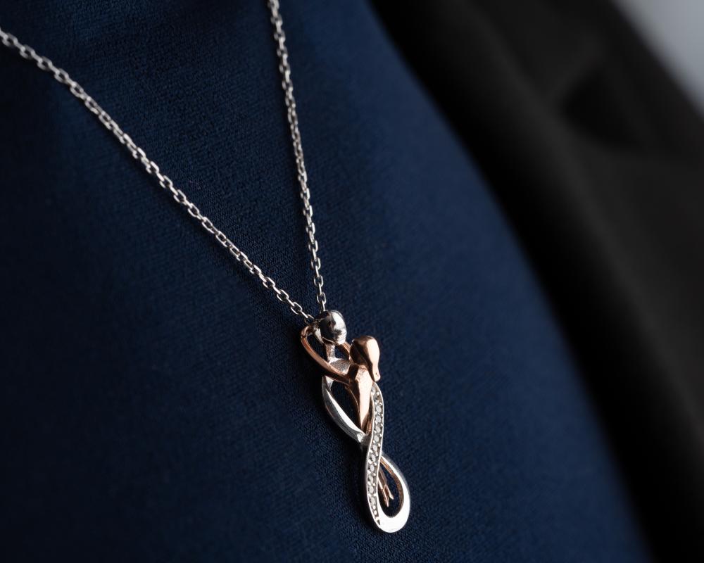 قلادة انفينتي