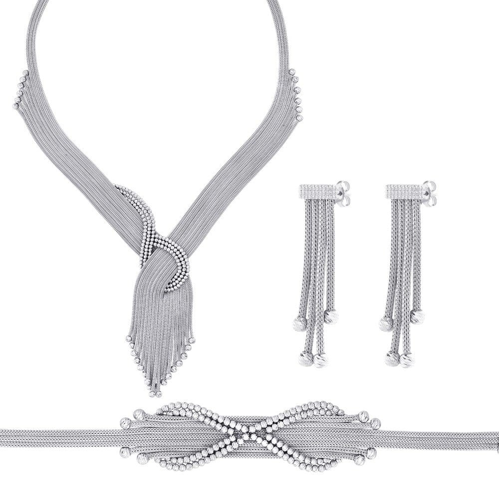 خصائص الفضة: معدن يجمع بين الأناقة والابتكار