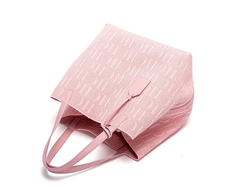 شنطة CH limited edition