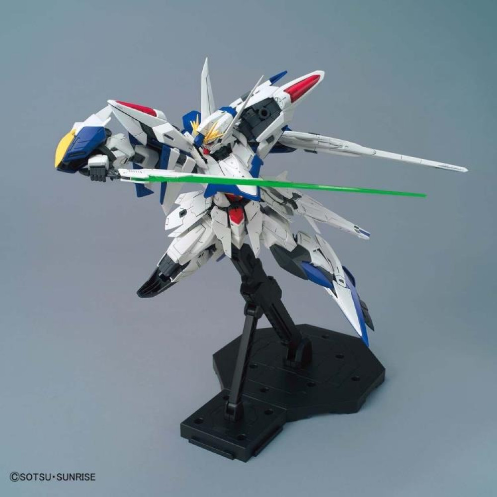 Mobile Suit Gundam SEED Destiny MG Destiny Gundam 1/100 Scale Model Kit