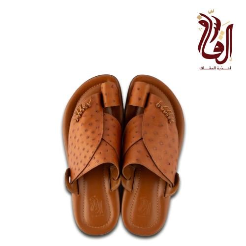 حذاء شرقي مريح