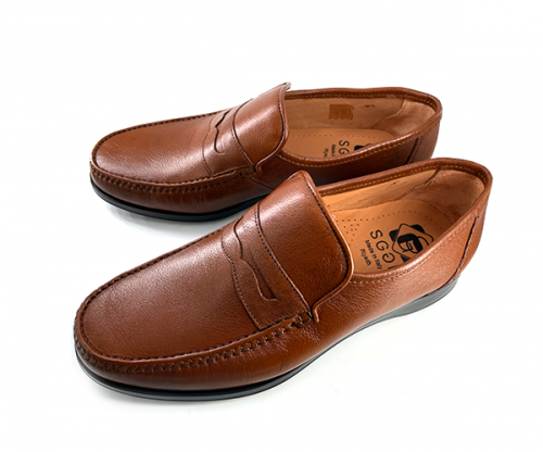 يوميه 1022 جزمه جلد كلاسيك