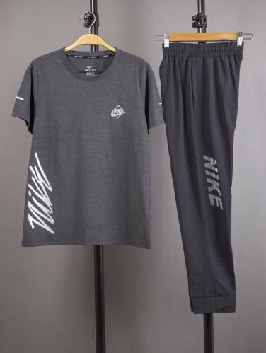 طقم كاجوال Nike