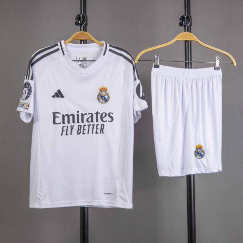 طقم ريال مدريد الاساسي 2024/2025