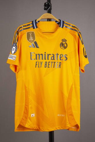 قميص ريال مدريد الاحتياطي 2024/2025