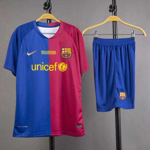 طقم برشلونة -2011