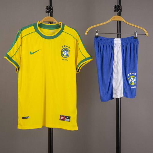 طقم منتخب البرازيل 1998