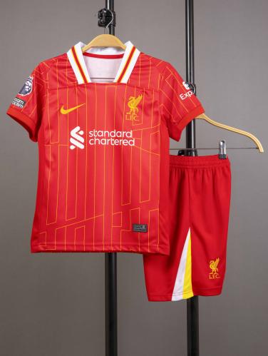 طقم ليفربول الاساسي 2024/2025