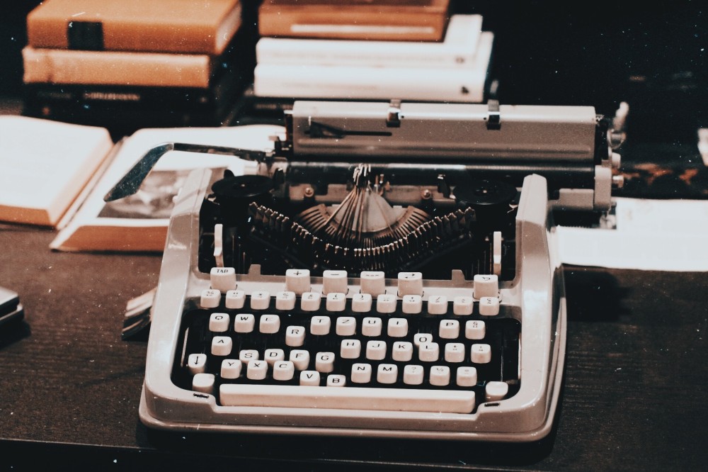الفرق بين كتابة المحتوى وكتابة الإعلانات