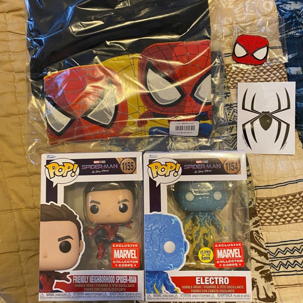 Funko Pop Marvel Collector Corp Spider-Man deals No Way Home Subscription Box XL NEW