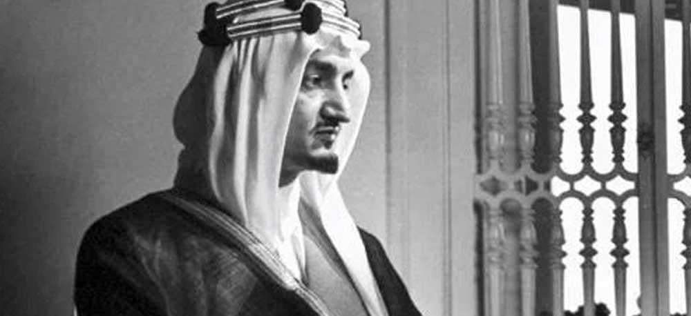 تاريخ البشت العربي