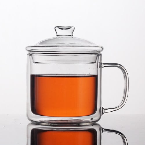 كوب زجاجي بغطاء