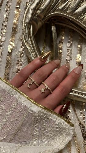 Moon-Srat Ring