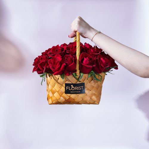 سلة جوري أحمر Florist Boutique