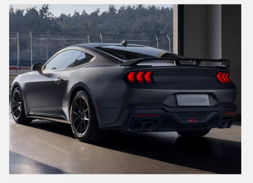 جناح موستنق دارك هاوس 2024