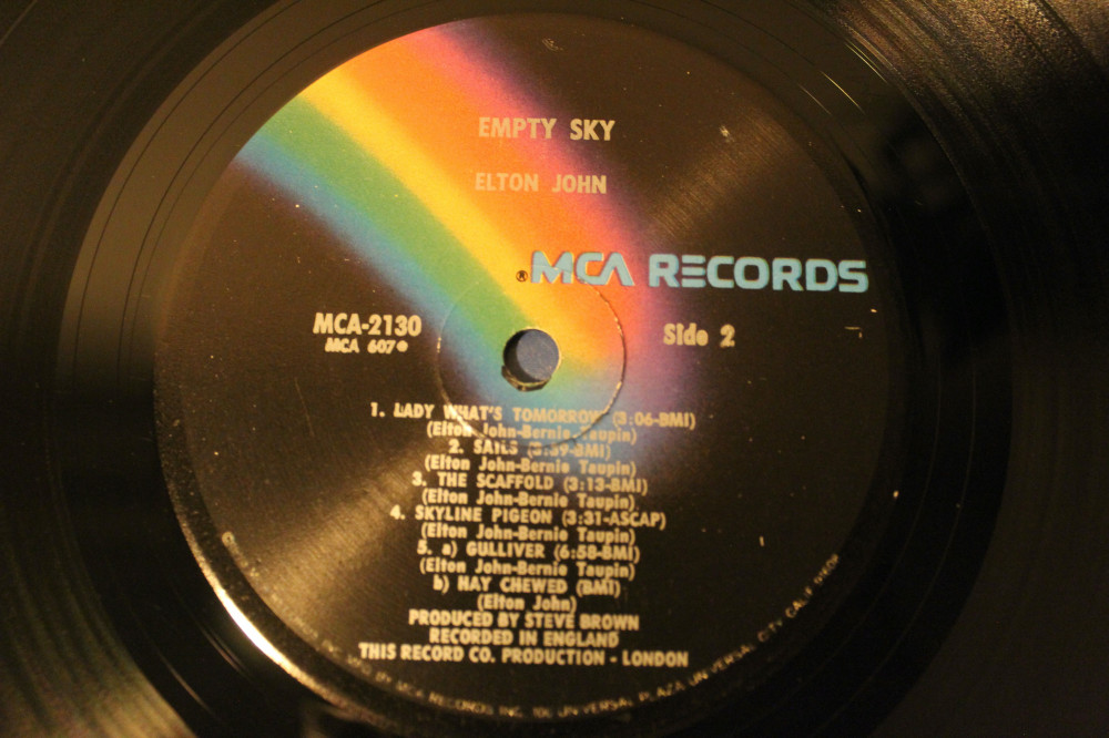 Elton John Lp Empty Sky Mca Records 1975 Near Mint Vinyl شارع قابل Elton John Lp Empty Sky Mca Records 1975 Near Mint Vinyl شارع قابل