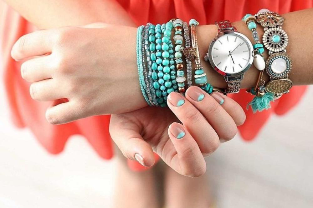 كيفية تنسيق الاكسسوارات النسائية