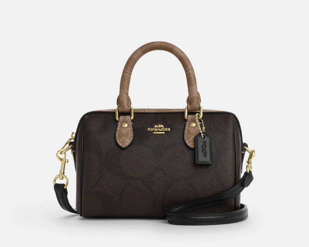 أحدث أشكال واسعار شنط كوتش نسائية لعشاق الموضة