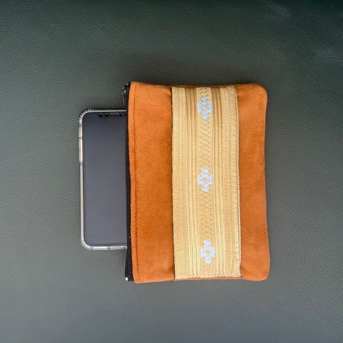 بوك باوتش البشت Pouch Bisht