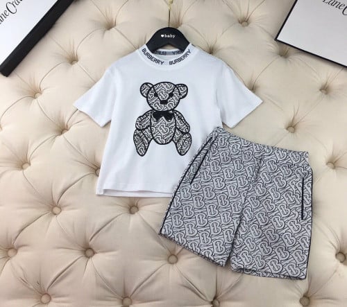 طقم ولادي من قطعتين