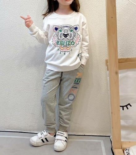 طقم جميل من قطعتين