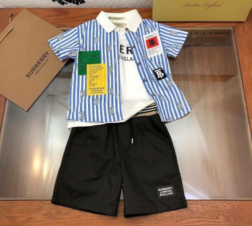 طقم  ولادي من 3 قطع