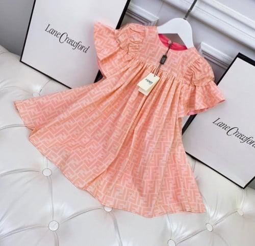 فستان بناتي بتفاصيل أنيقه وجيوب مخفيه