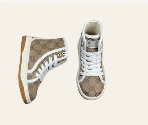 حذاء رائع جدا وأنيق