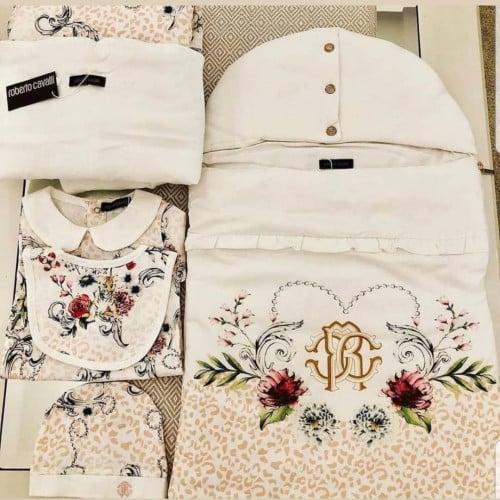 طقم مواليد من خمس قطع