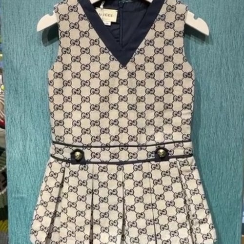 فستان  فخم وأنيق