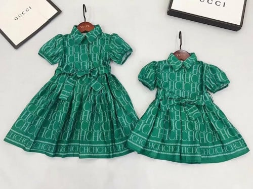 فستان بناتي ناعم وأنيق أخضر