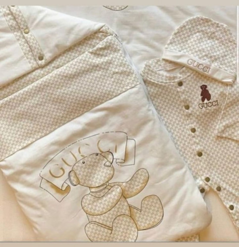 طقم مواليد من خمس قطع