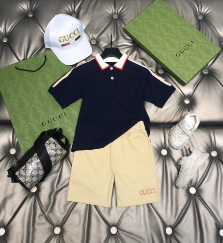 طقم ولادي من قطعتين