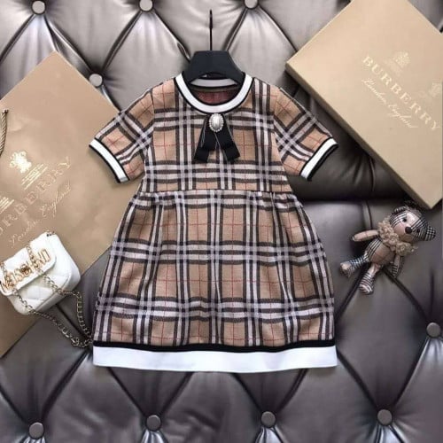 فستان بناتي