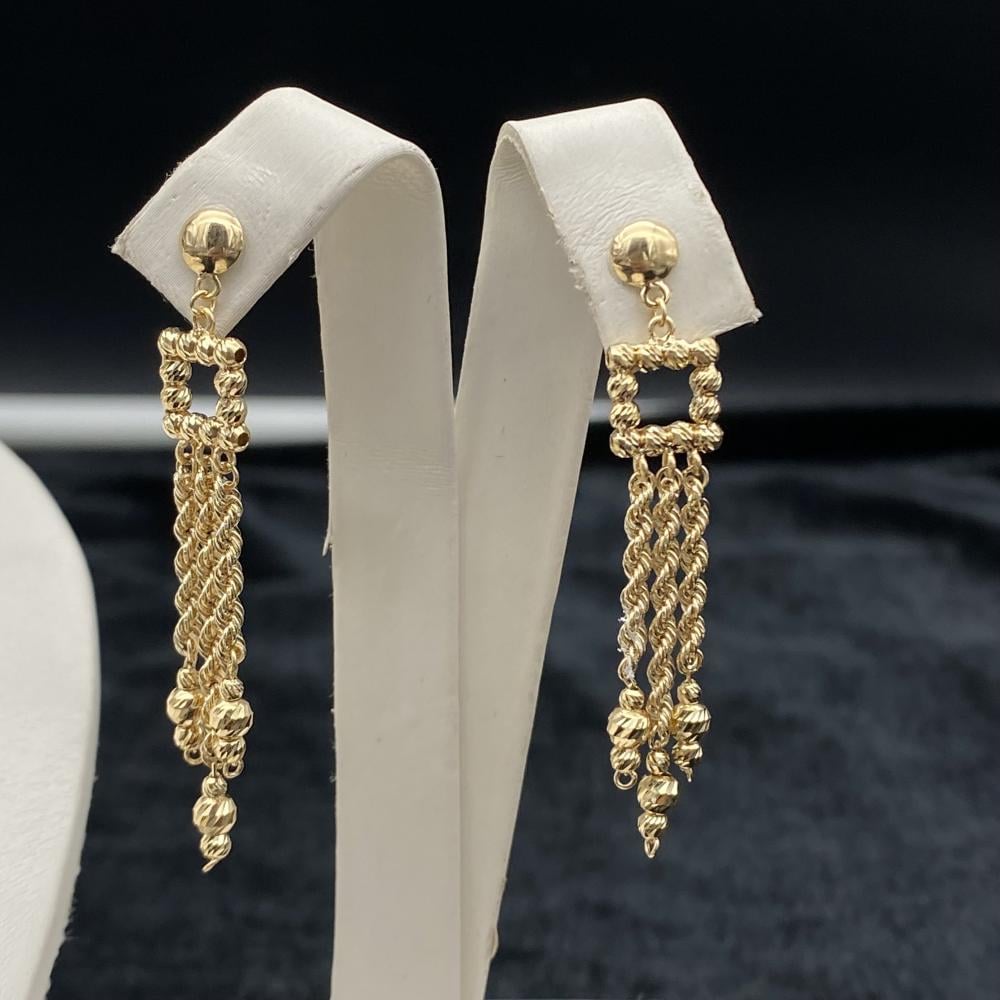 طقم ذهب عيار 18 الأناقة اللي تستاهلينها بوزن  11.63 جرام