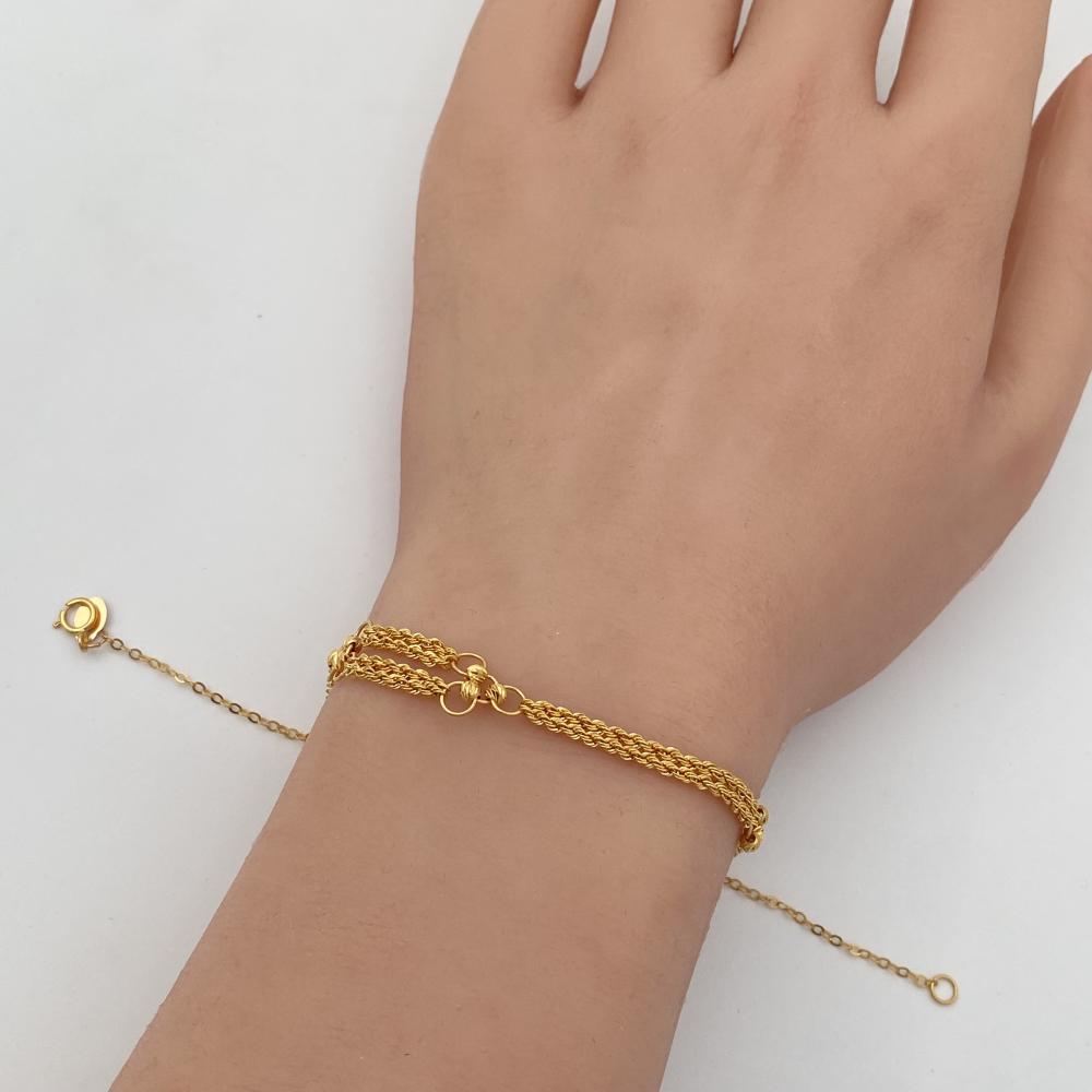 21 karat gold bracelet, weight 1.82 grams