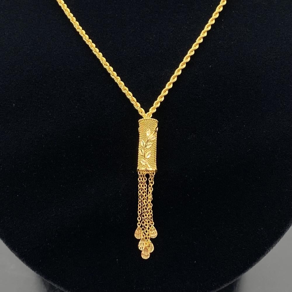 21 karat gold necklace, weight 5.75 grams