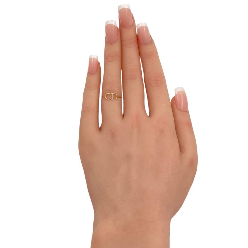 18 karat gold ring, weight 0.43 grams