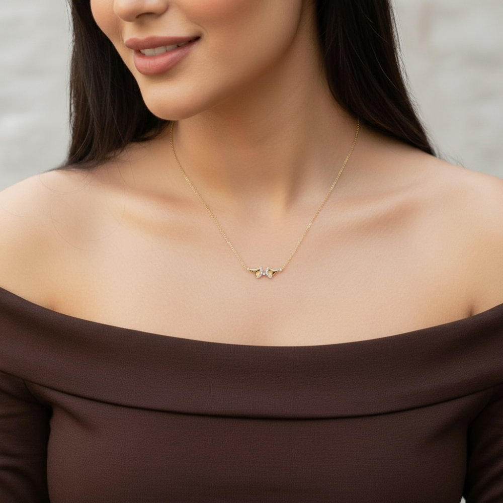 عقد ذهب عيار 18 الوزن 1.21 جرام