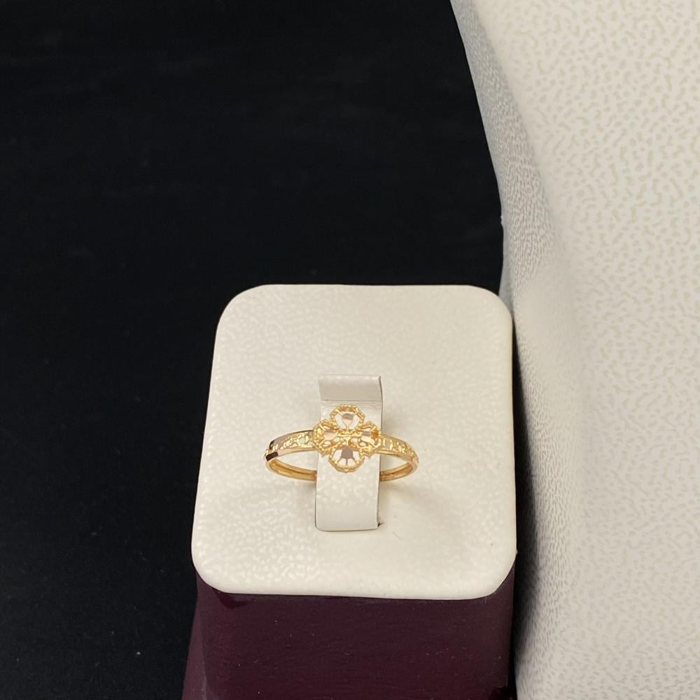 نصف طقم ذهب عيار 21 الوزن 4.30 جرام